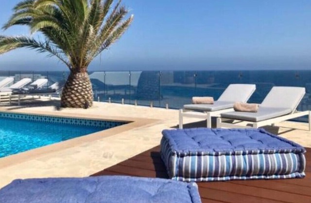 great sea view *1. Sea line villa*private*large pool*great garden*WIFI