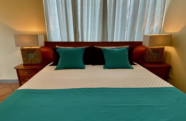 Great two bedroom apartment with balcony!