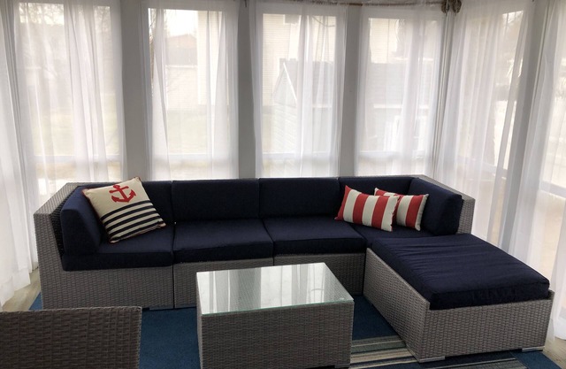 Great vacation rental - close to all beaches!