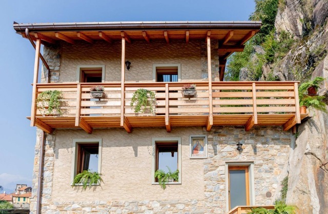 Green Chalet - Garden with pool few steps from lake and best trekking