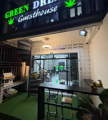 Green Dreams Guesthouse