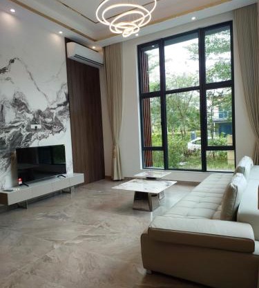 Green Haven Villa at Forestcity-8 paxes