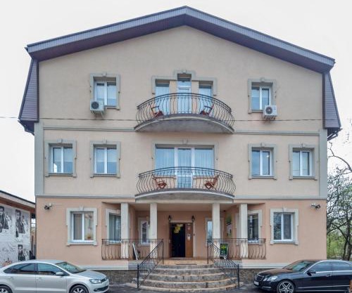 Green Hotel