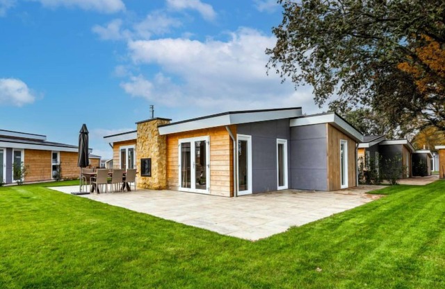 Green Resort Mooi Bemelen by Interhome