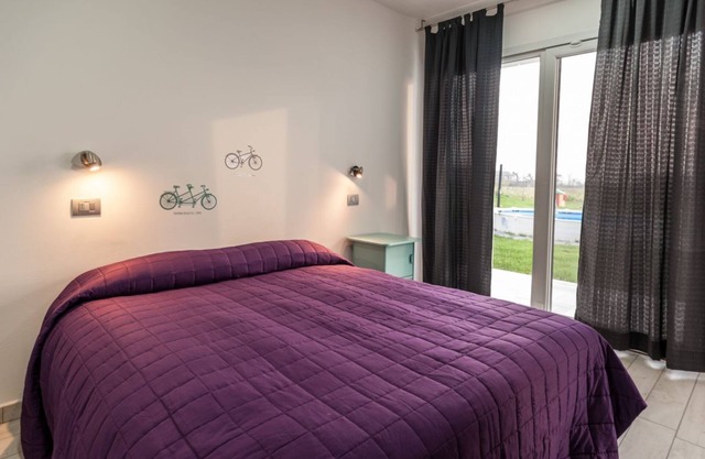 GREEN ROOM - DOUBLE ROOM