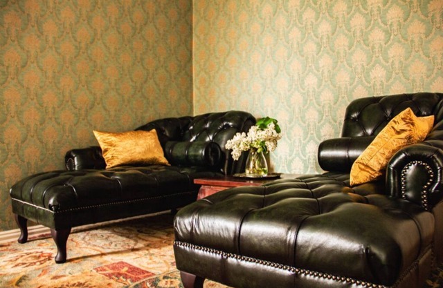 Green Suite - Gevezin Manor House