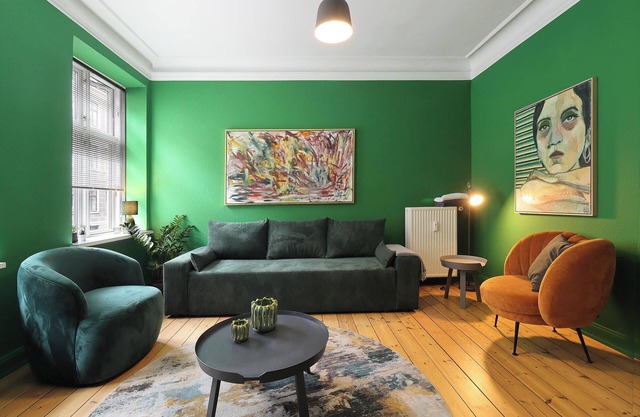 Greenbrook Lounge