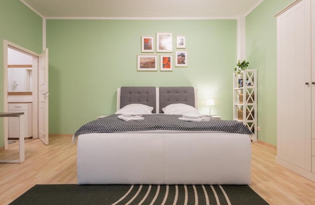GREENs - ruhige schöne 1RWhg gut gelegen mit Balkon