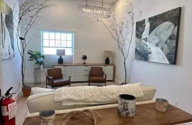 Greensboro Garage Apartment - Newly Renovated