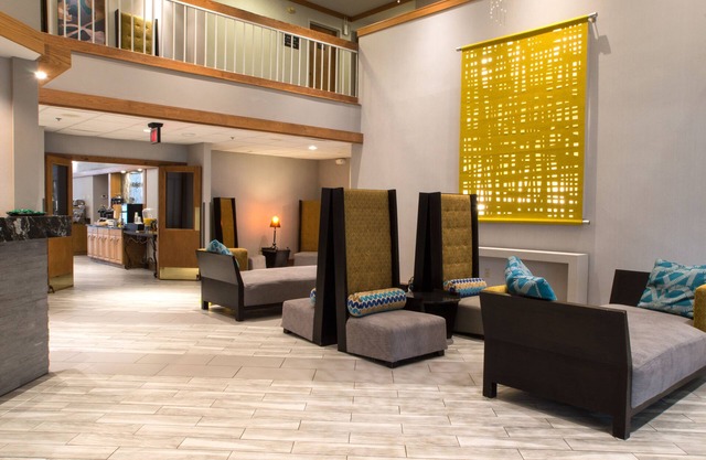 Greenstay Hotel & Suites