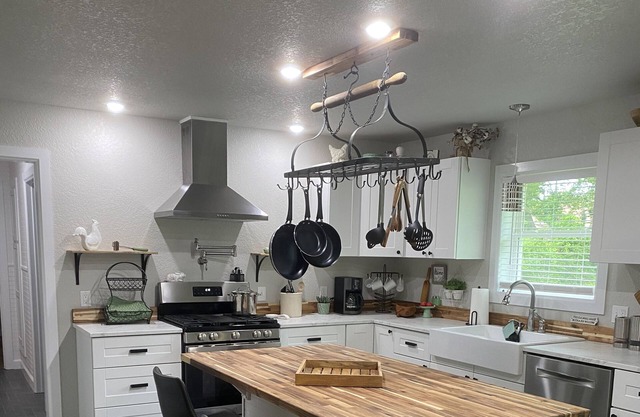 Greenwood AR Adorable Cottage