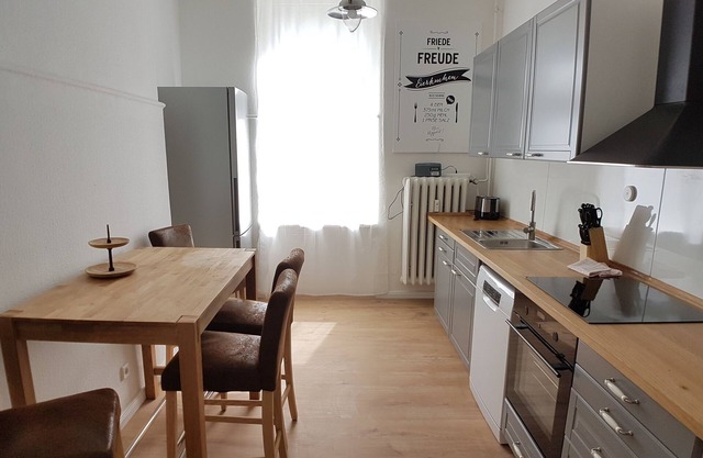 Greifswalder Str. · NEW P'Berg HotSpot Boxspringbeds 145 sqm