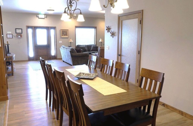 Greystone Crossing Suite #6