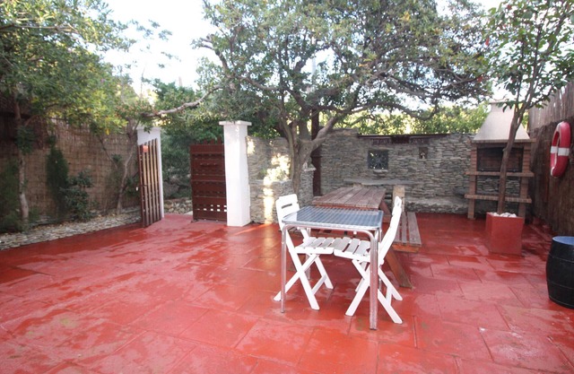 GRIFEU 6 - Apartamento situado muy cerca de la playa de Cap Ras, para 6 personas