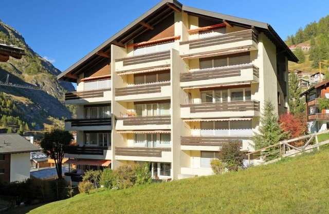 Grillon by Interhome