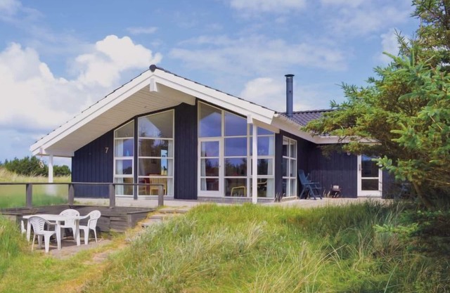 "Griselda" - 700m from the sea by Interhome