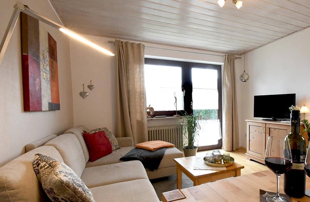 Große Ferienwohnung für 2 Personen mit eigener Terrasse