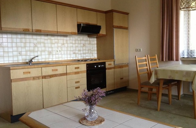 Großzügige Ferienwohnung (70qm) im Obergeschoss