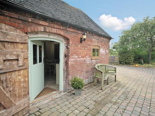 Groom's Cottage - E5398
