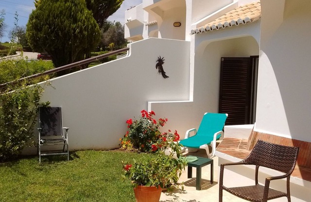 Ground Floor Air Conditioned - On Highly Regarded Club Albufeira.