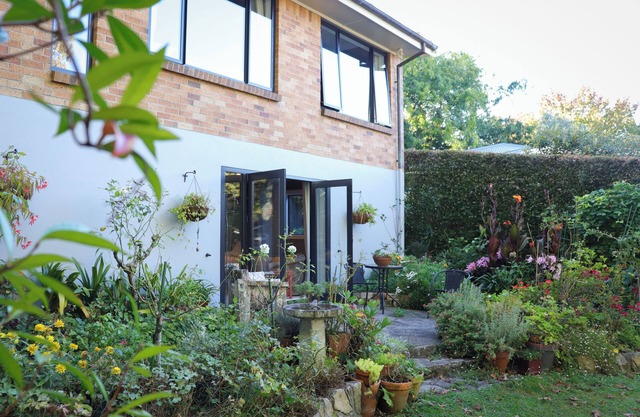 Ground floor Apartment minutes from CBD and Claudelands Arena
