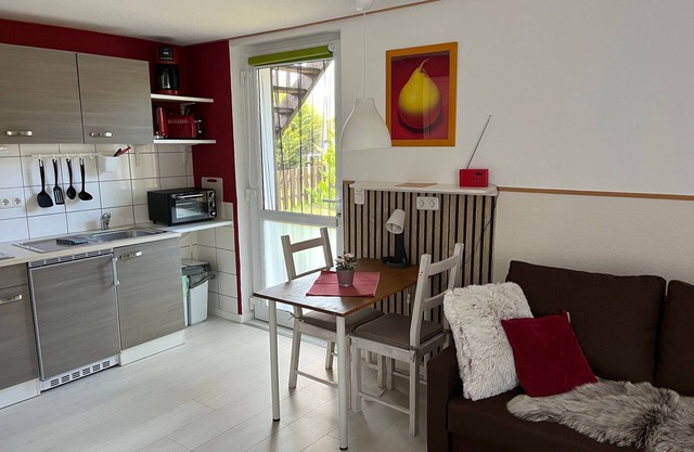 Ground floor apartment in the red house on the Baltic Sea cycle path OVS 103 new 2021 - 1-room vacation apartment