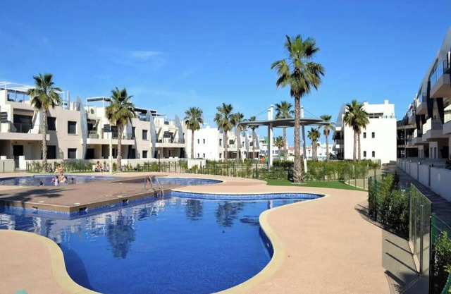 Ground Floor Bungalow in Pilar de la Horadada - Mil Palmeras Beach