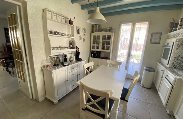 Ground floor of villa near ramparts