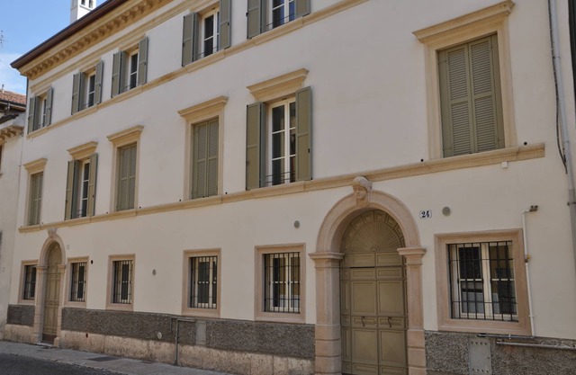 Ground floor superior apartment set in a restored 18th-century building