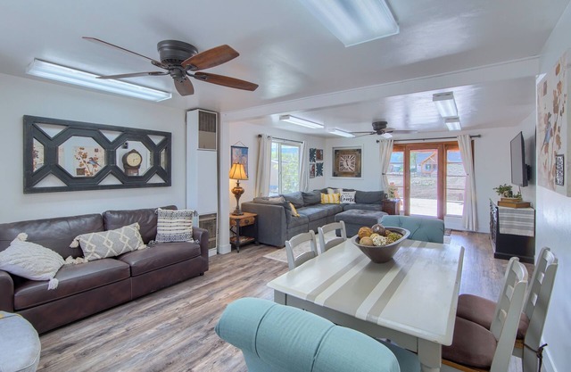 Group Getaway w/Mtn Views: Home in Circleville!