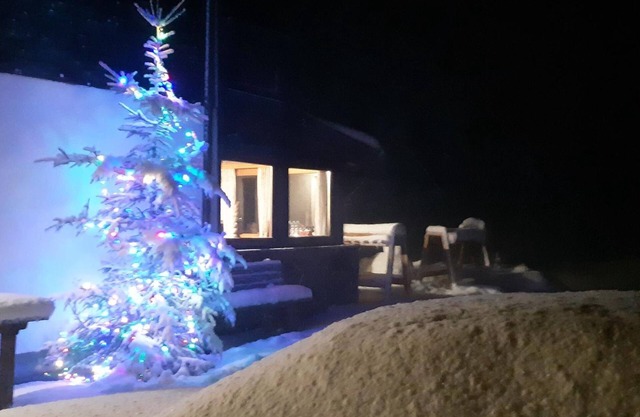 Group house - 10 bedrooms, bathrooms, WCs - Hirzhof