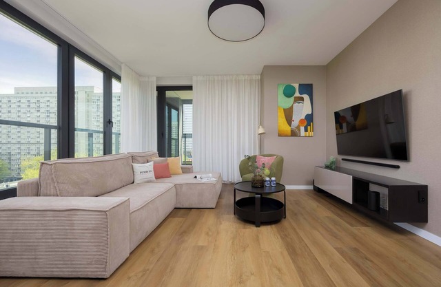 Grzybowska 37/106 Warsaw | Sophisticated Apartment | Prestige | Balcony | Parkin