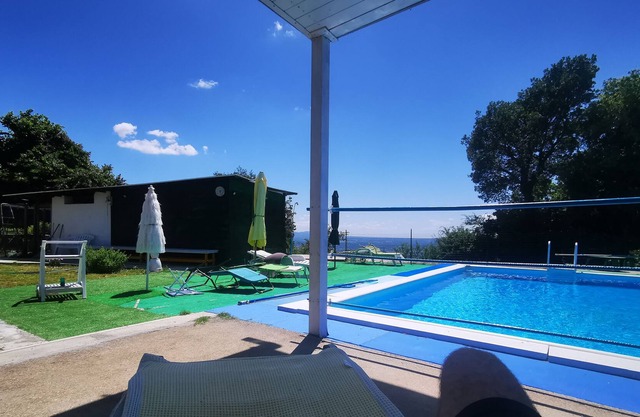 Guardea Holiday Home