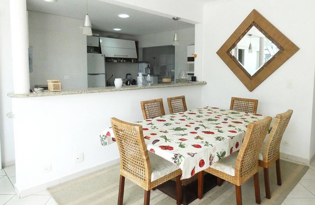 Guarujá: Cobertura duplex c/ churrasqueira e wi-fi