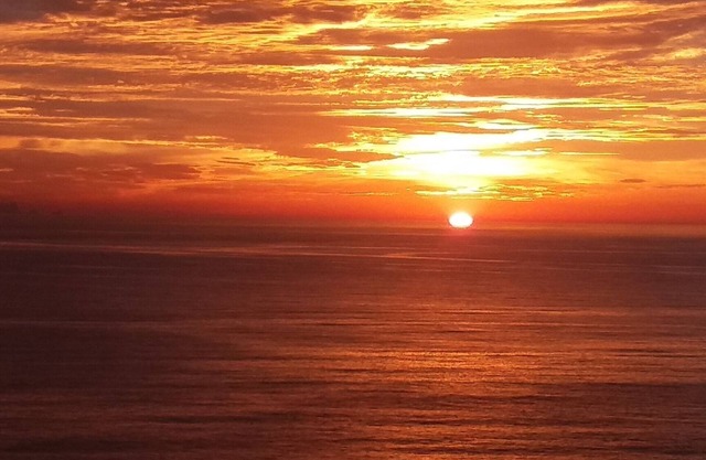 Guaruja: A Lookout to the Open Sea, seeing Ilhabela and Alcatrazes.