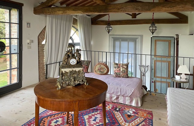 Guesthouse 2/4 people, 2 rooms, kitchen, bathroom, patio, A/C, pool, EV charger