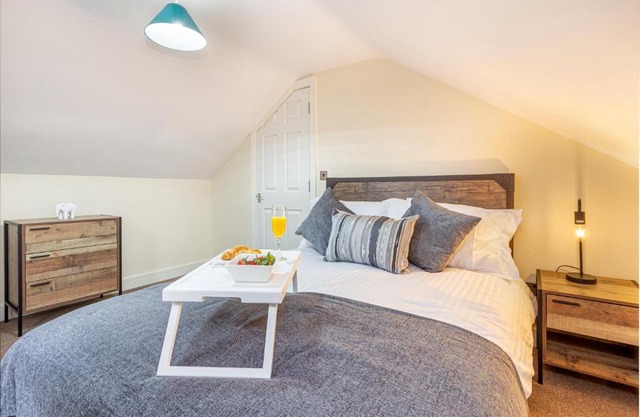 Guest Homes - Carriage Court