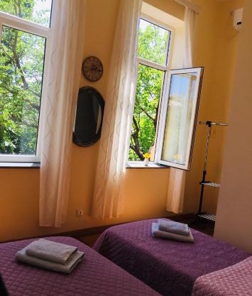 Guest House Hello