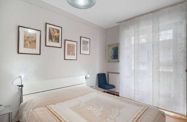 Guest House 'Mammamia' with Sea View, Wi-Fi and Air Conditioning