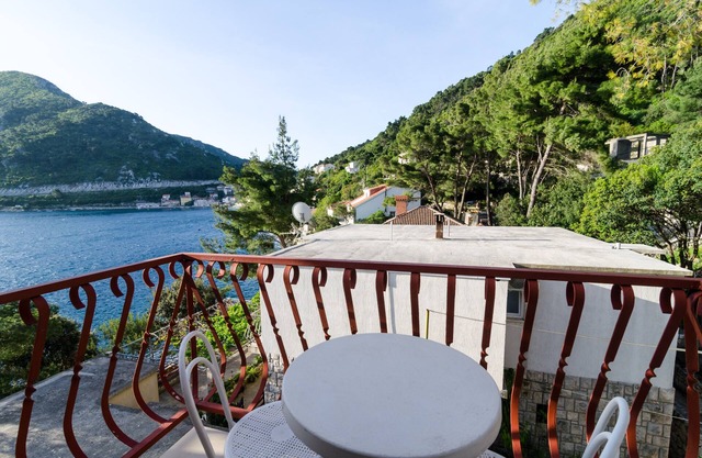 Guest House Sobra