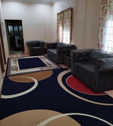 Guest house sri purnama banggol