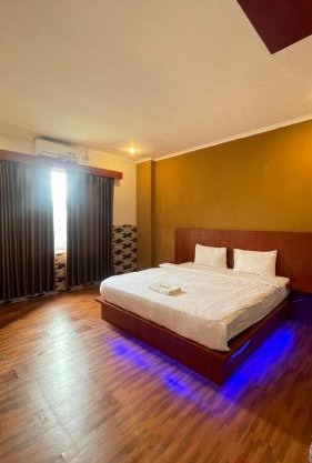GUEST HOUSE UPY
