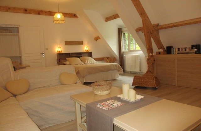Guest Room 'Suite Maraval Chez l'Habitant' with Private Terrace, Wi-Fi and Air Conditioning