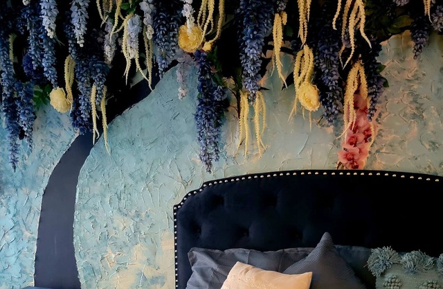 Guest suite in Charming House w/ Wi-Fi + Free Parking