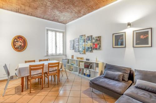 GuestHost - Cozy Flat X4 in a Historic Silk Mill