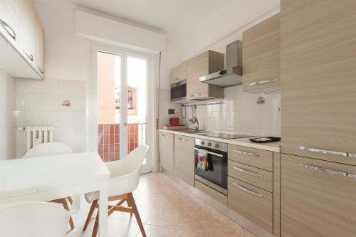 GuestHost - Parco Nord Apartment with 2 bedrooms