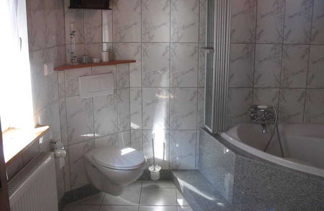 Guesthouse and apartment Im Creativhof - 2-bed apartment