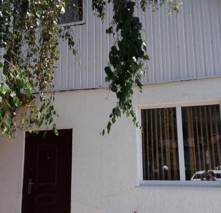 Guesthouse on Vodopadnaya