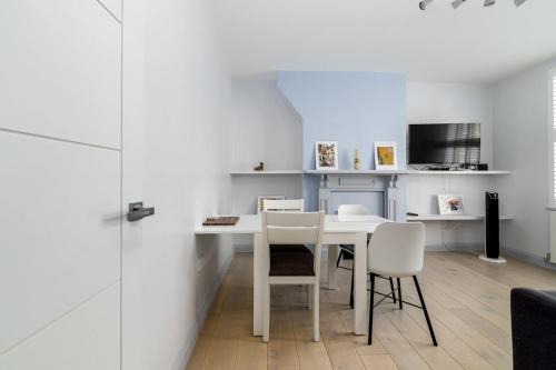 GuestReady - Central 2BR by Waterloo & Westminster