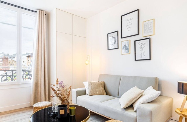 GuestReady - Charming stay in Courbevoie